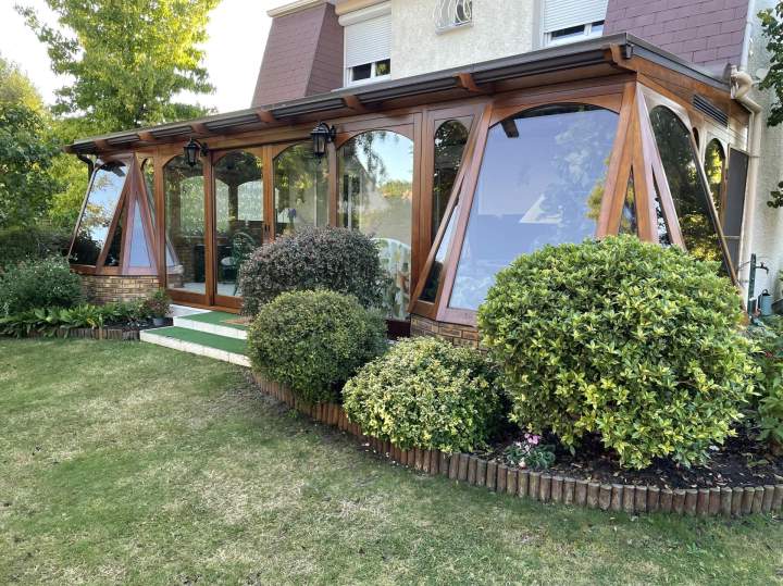 Réalisation des travaux de peinture murale pour votre intérieur